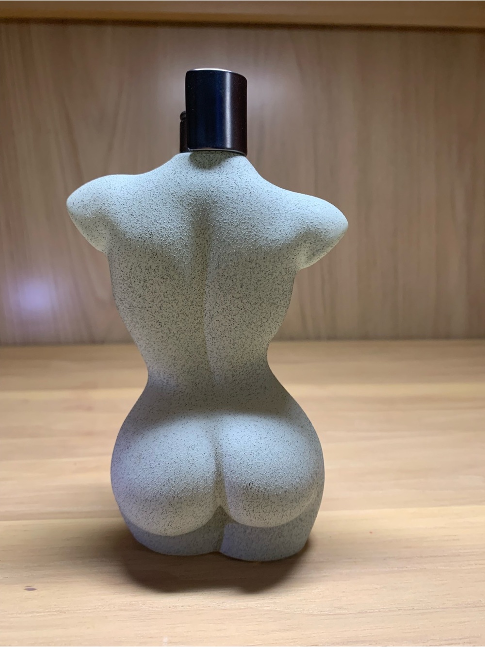 KKW Body III Sculptural Body Perfume - Picture 3 of 6